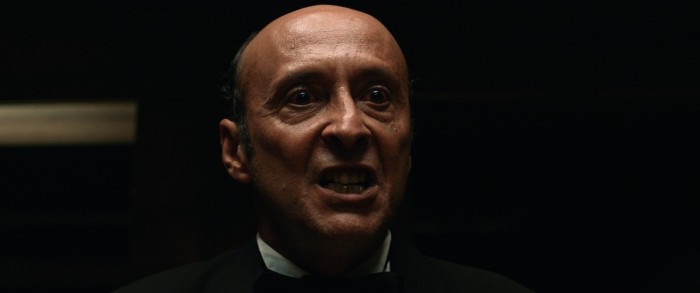 O CLUBE DOS CANIBAIS / THE CANNIBAL CLUB